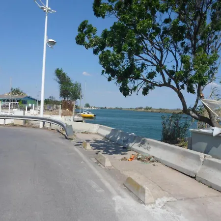 T2 Proche Et Port