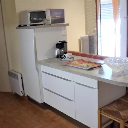 Apartment T2 Proche Et Port *