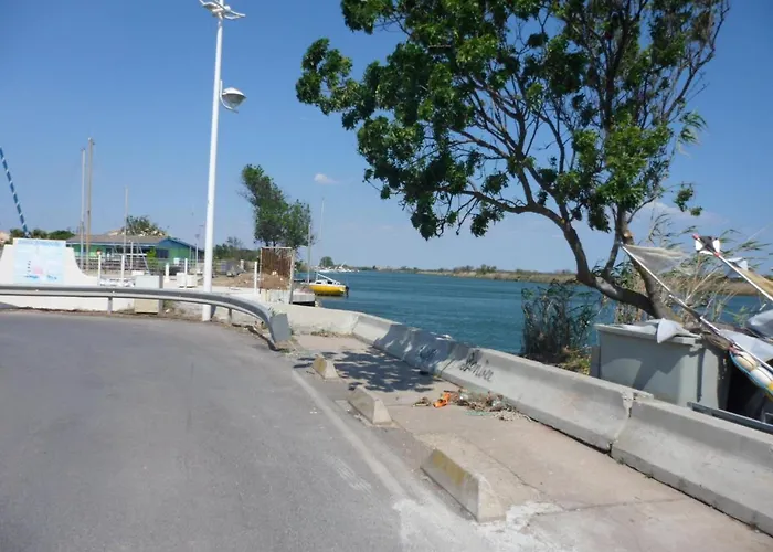 T2 Proche Et Port